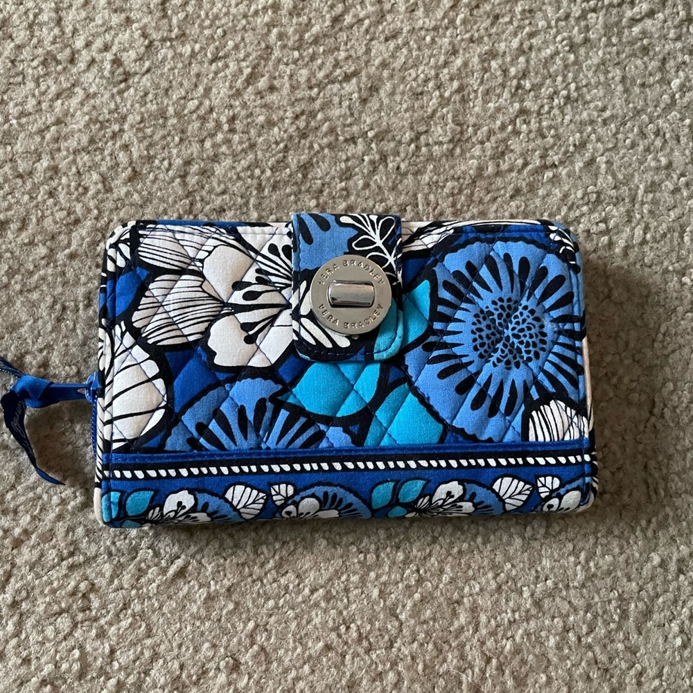 Vera Bradley wallet